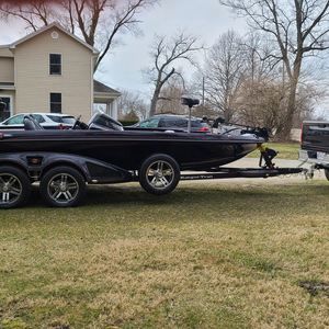 Meet your Posher, Myra